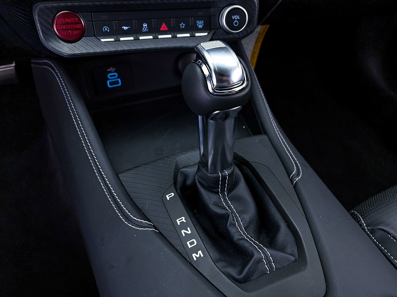 Used 2025 Ford Mustang GT Premium RWD image 34