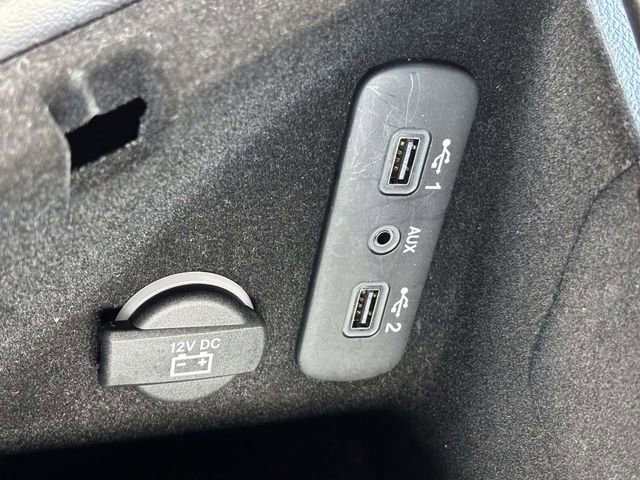 Used 2019 Dodge Challenger SXT RWD image 19