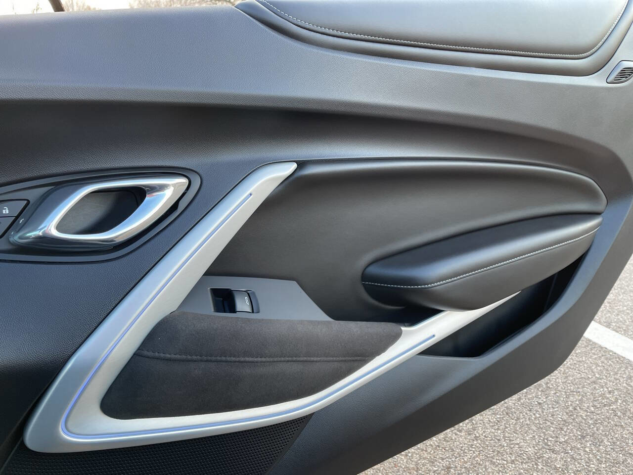 Used 2016 Chevrolet Camaro SS image 57