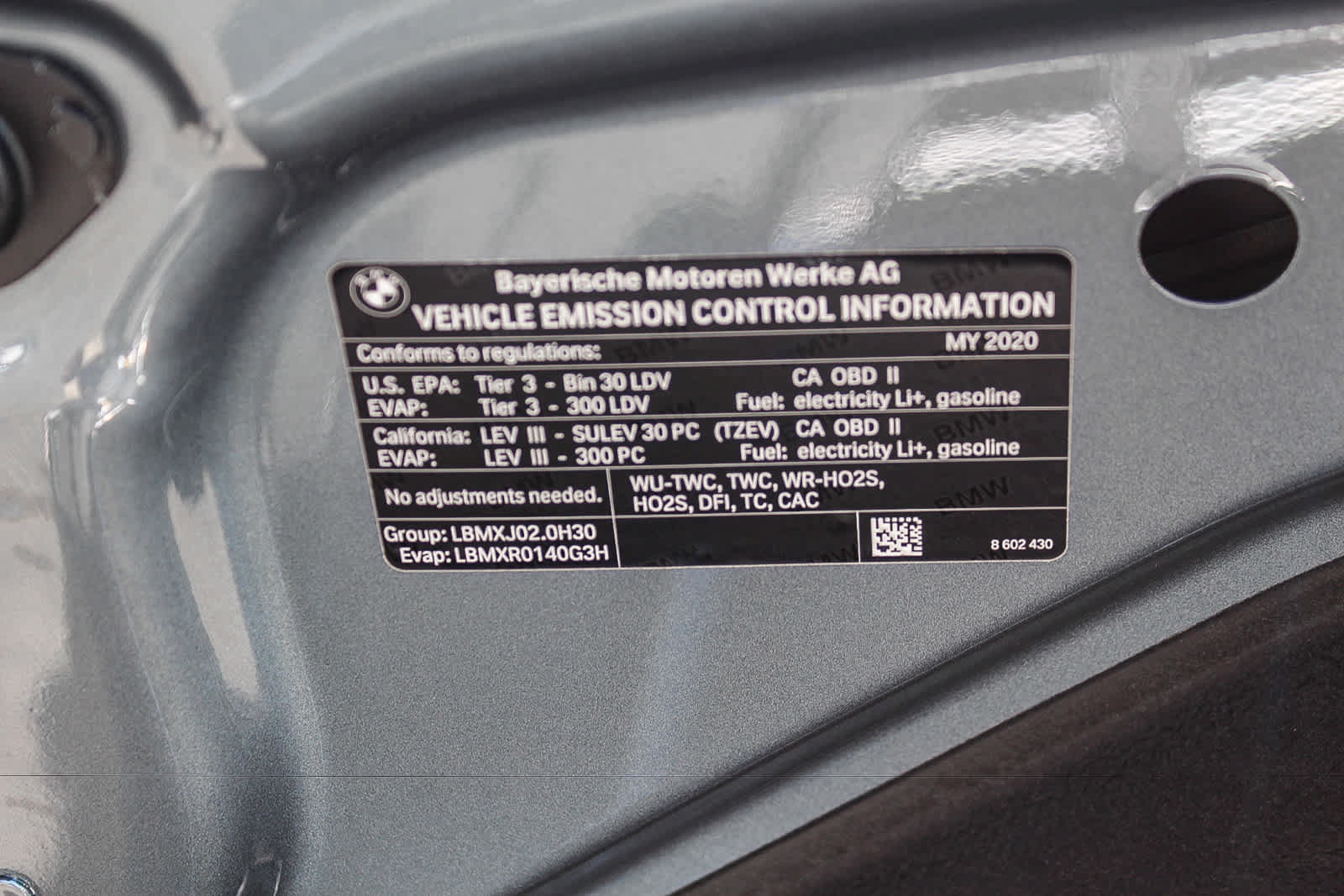 Used 2020 BMW 530e xDrive AWD/4WD image 28