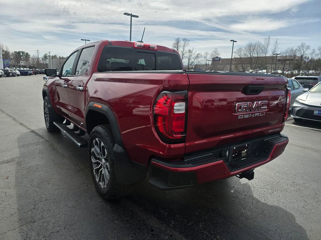 Used 2023 GMC Canyon Denali image 6