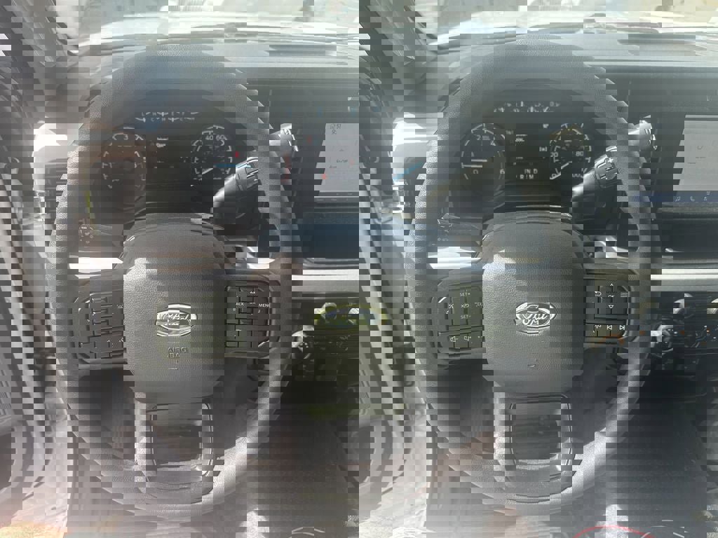 New 2025 Ford F550 4x4 Regular Cab Super Duty image 12