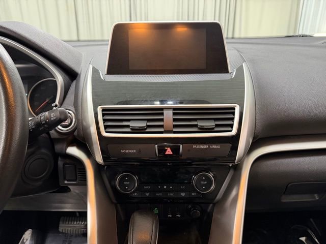 Used 2018 Mitsubishi Eclipse Cross SE image 13
