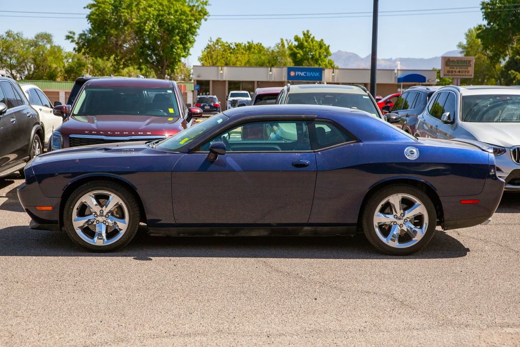 Used 2013 Dodge Challenger R/T RWD image 8