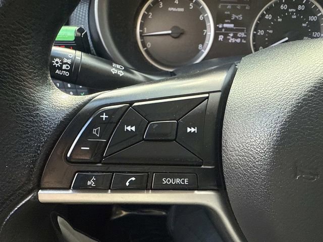 Used 2022 Nissan Kicks S image 28