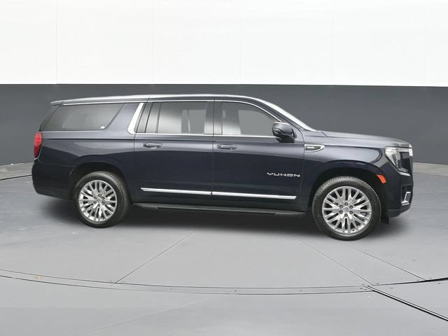 Used 2022 GMC Yukon XL SLT w/ SLT Premium Package AWD/4WD image 18