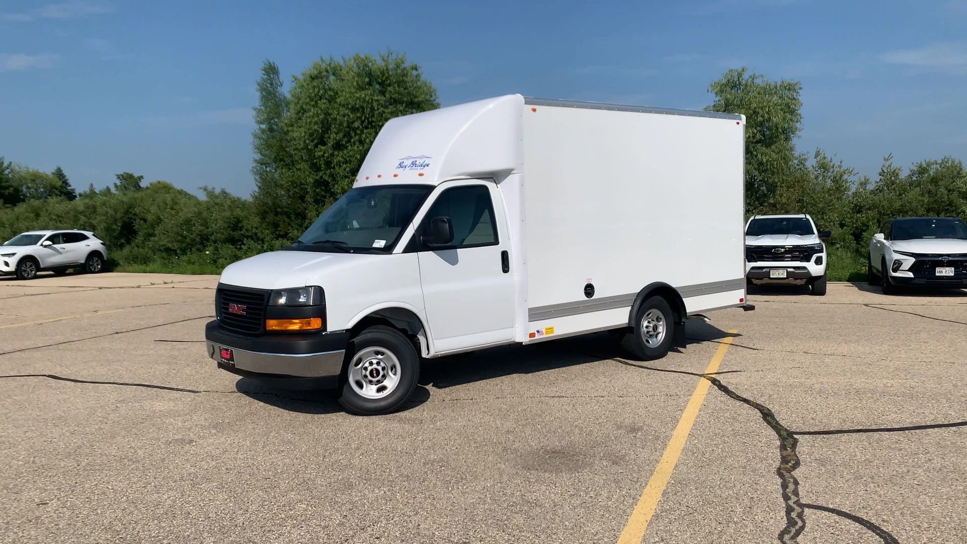 New 2025 GMC Savana 3500 w/ Power Convenience Package RWD image 28