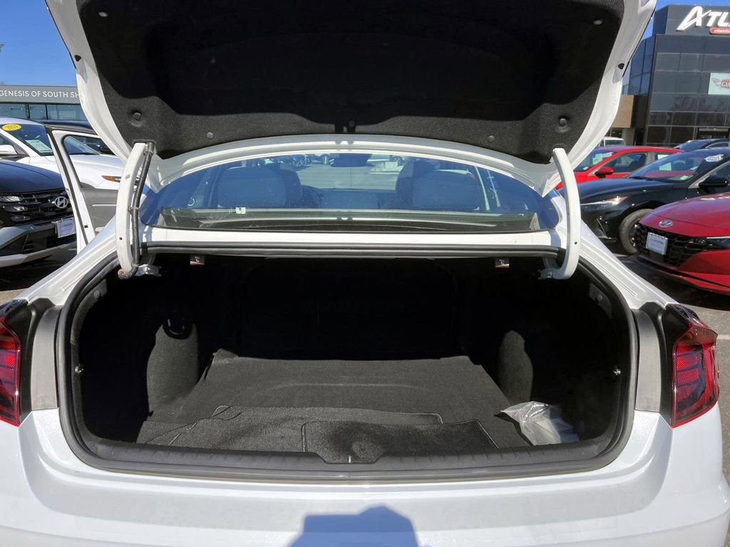 Certified 2023 Hyundai Sonata SEL w/ Convenience Package image 8