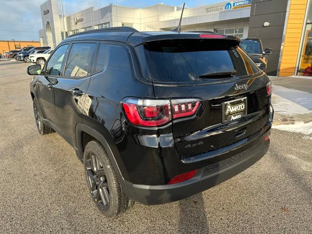 New 2026 Jeep Compass Latitude AWD/4WD image 8
