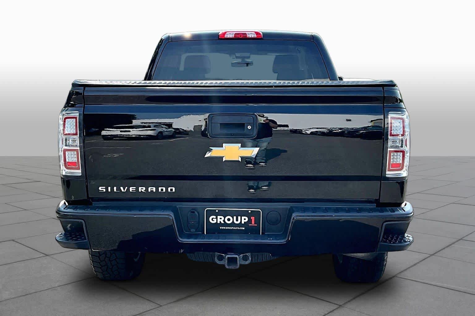 Used 2018 Chevrolet Silverado 1500 Custom w/ Trailering Package AWD/4WD image 5