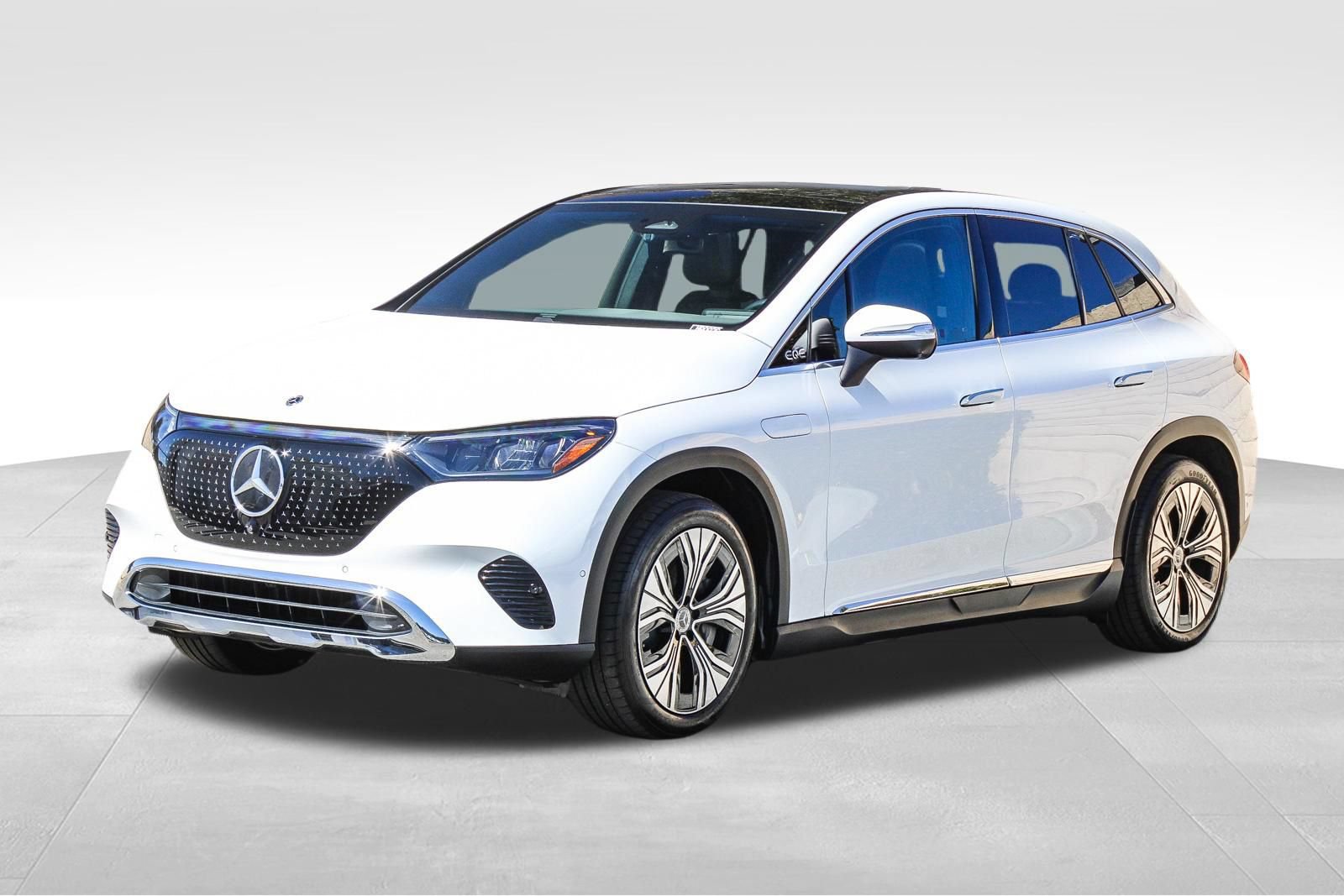 Certified 2024 Mercedes-Benz EQE 350+ SUV image 3