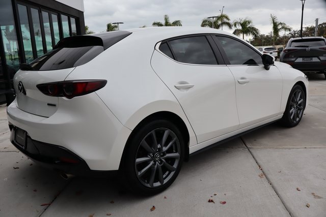 Used 2021 MAZDA MAZDA3 s image 3