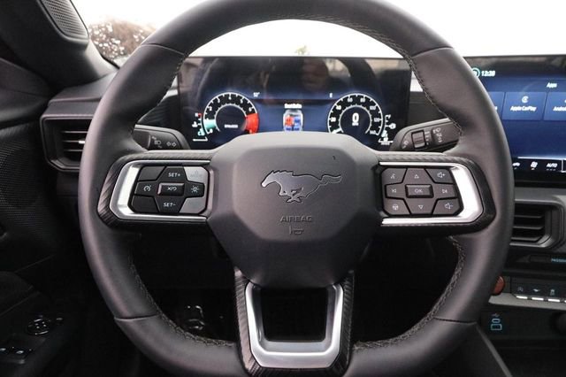 Used 2025 Ford Mustang Coupe image 10