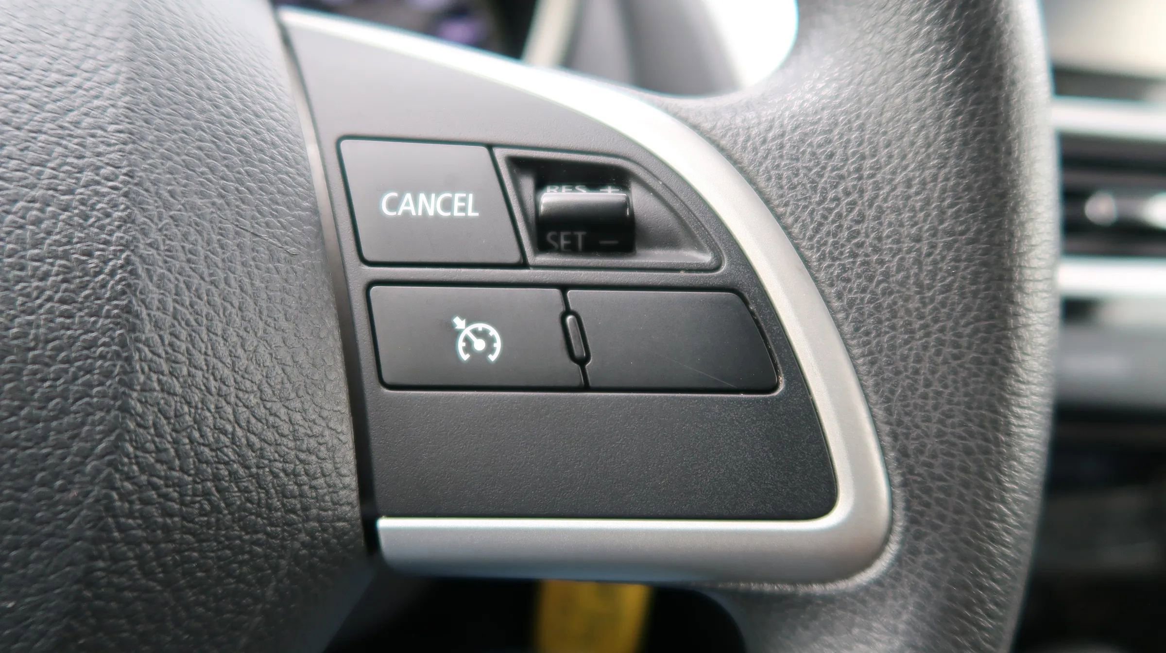 Used 2019 Mitsubishi Eclipse Cross ES image 37