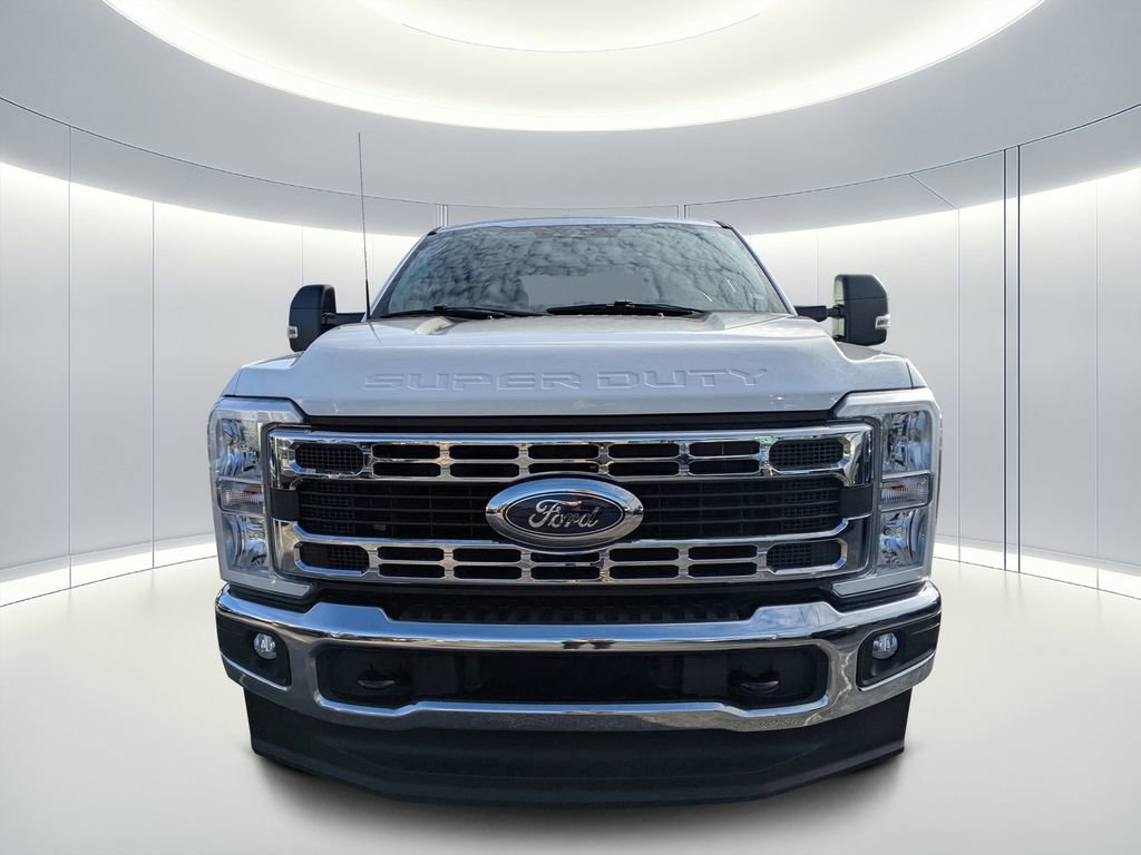 Used 2025 Ford F250 XLT image 8