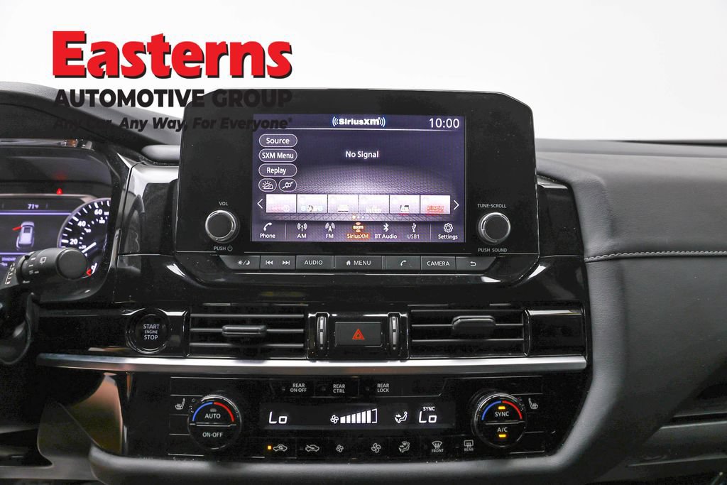 Used 2025 Nissan Pathfinder SV FWD image 12