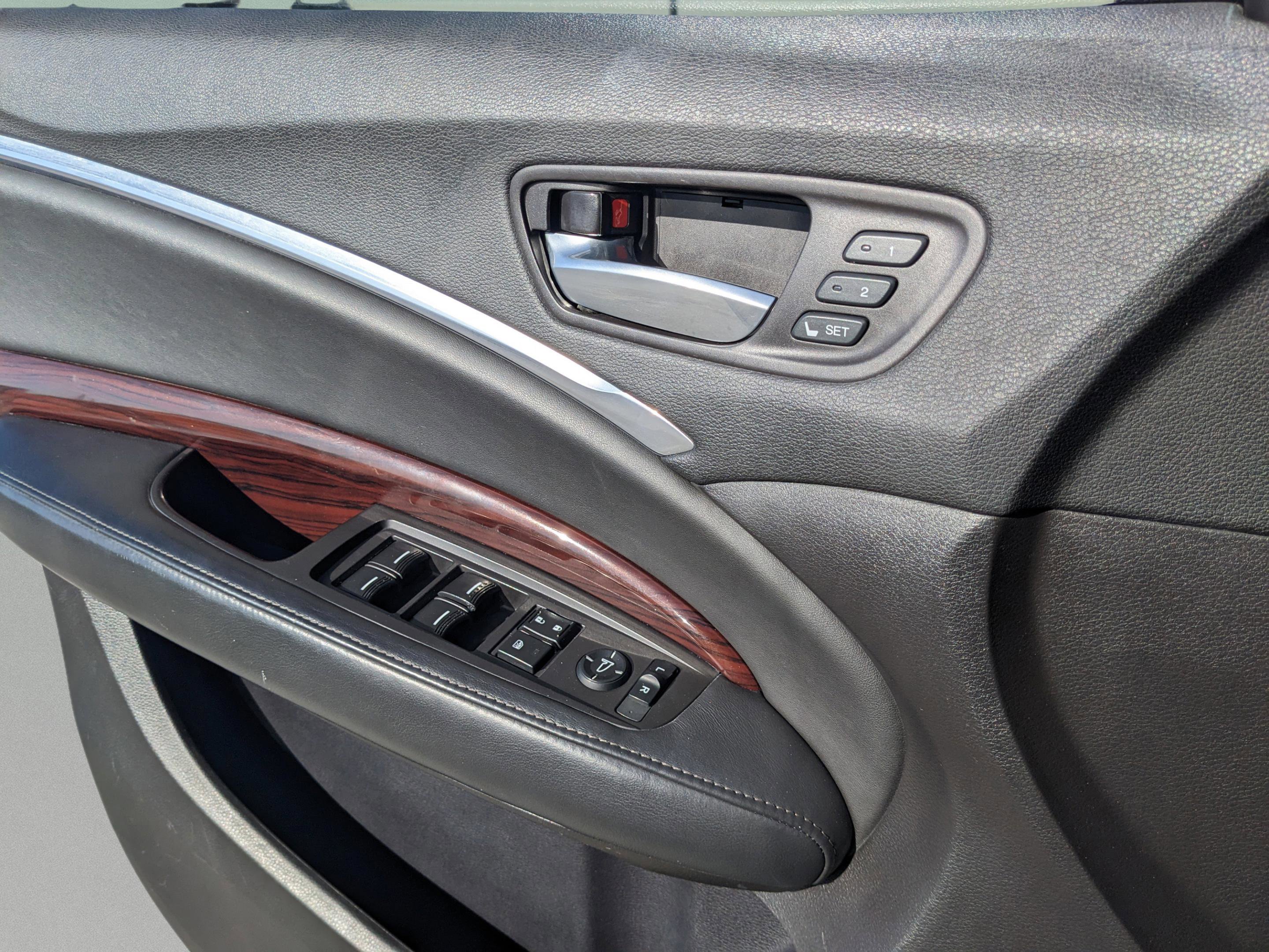 Used 2016 Acura MDX SH-AWD image 20