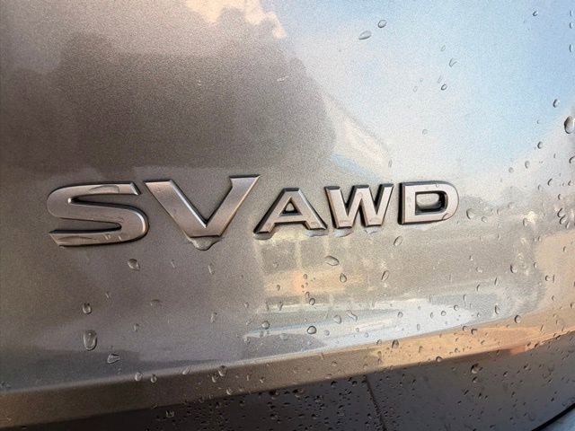 Used 2024 Nissan Rogue SV image 8