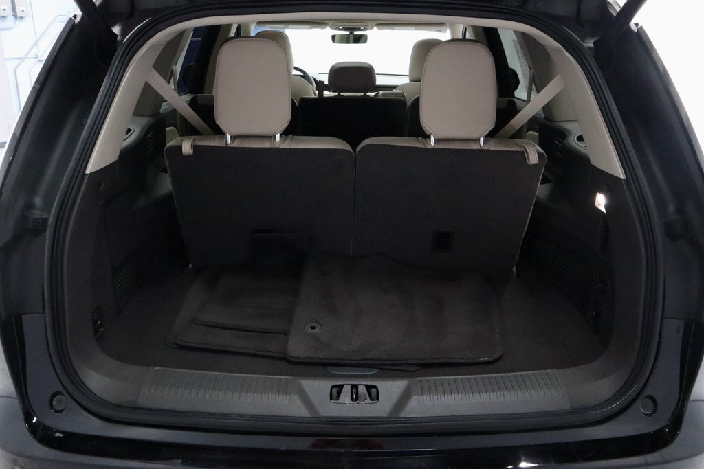 Used 2023 Lincoln Aviator Reserve w/ Class IV Trailer Tow Package image 16