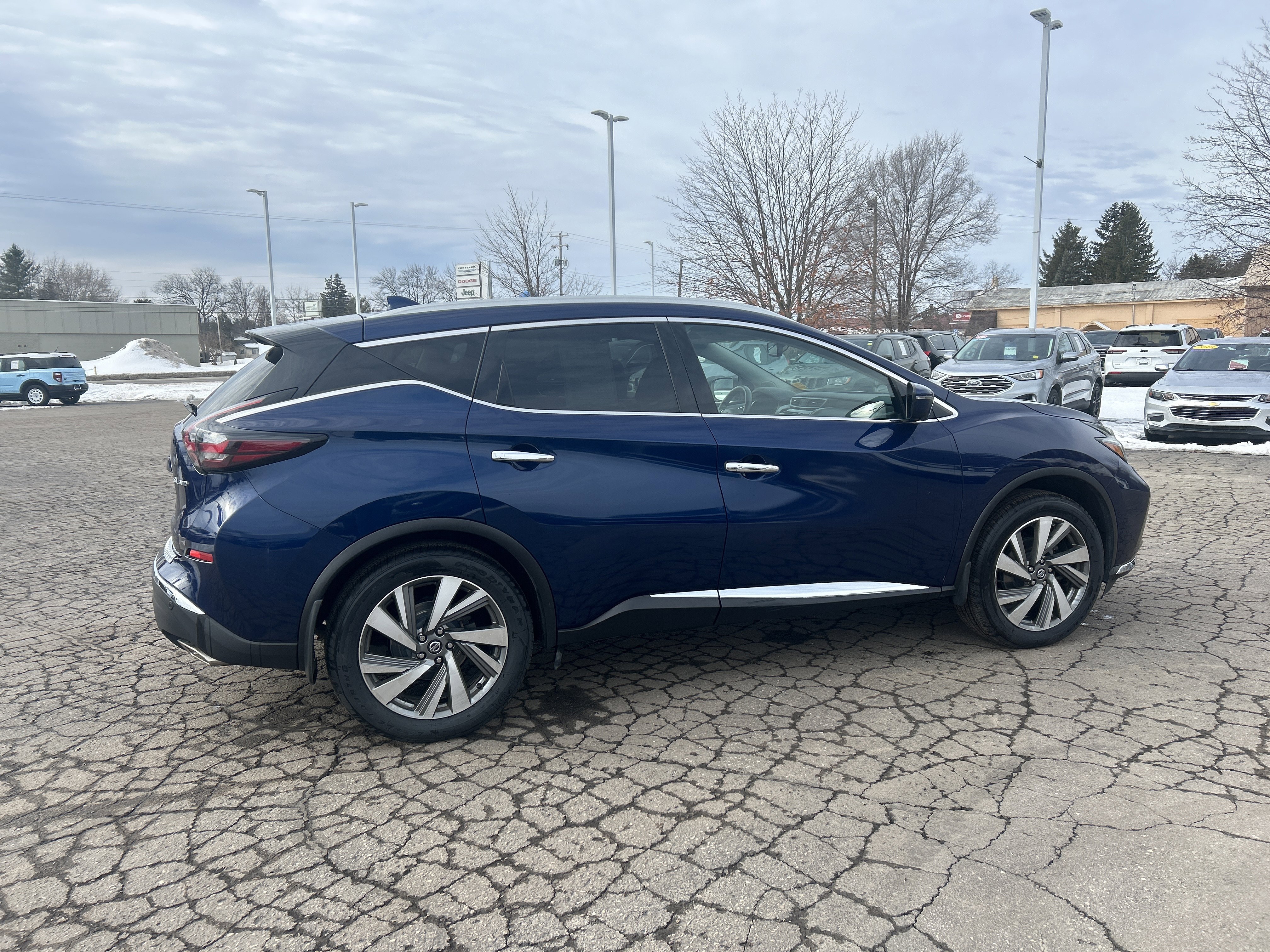 Used 2020 Nissan Murano SL image 3