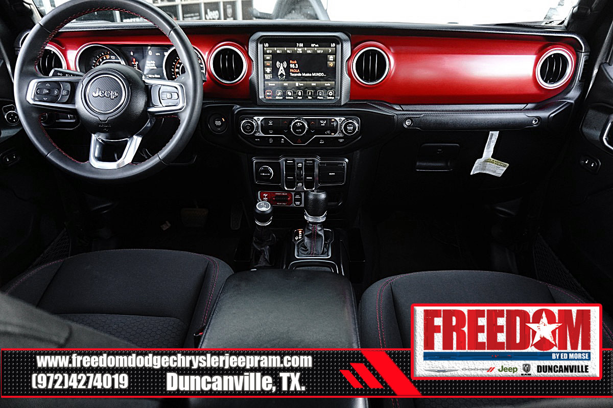 Used 2023 Jeep Gladiator Rubicon AWD/4WD image 11