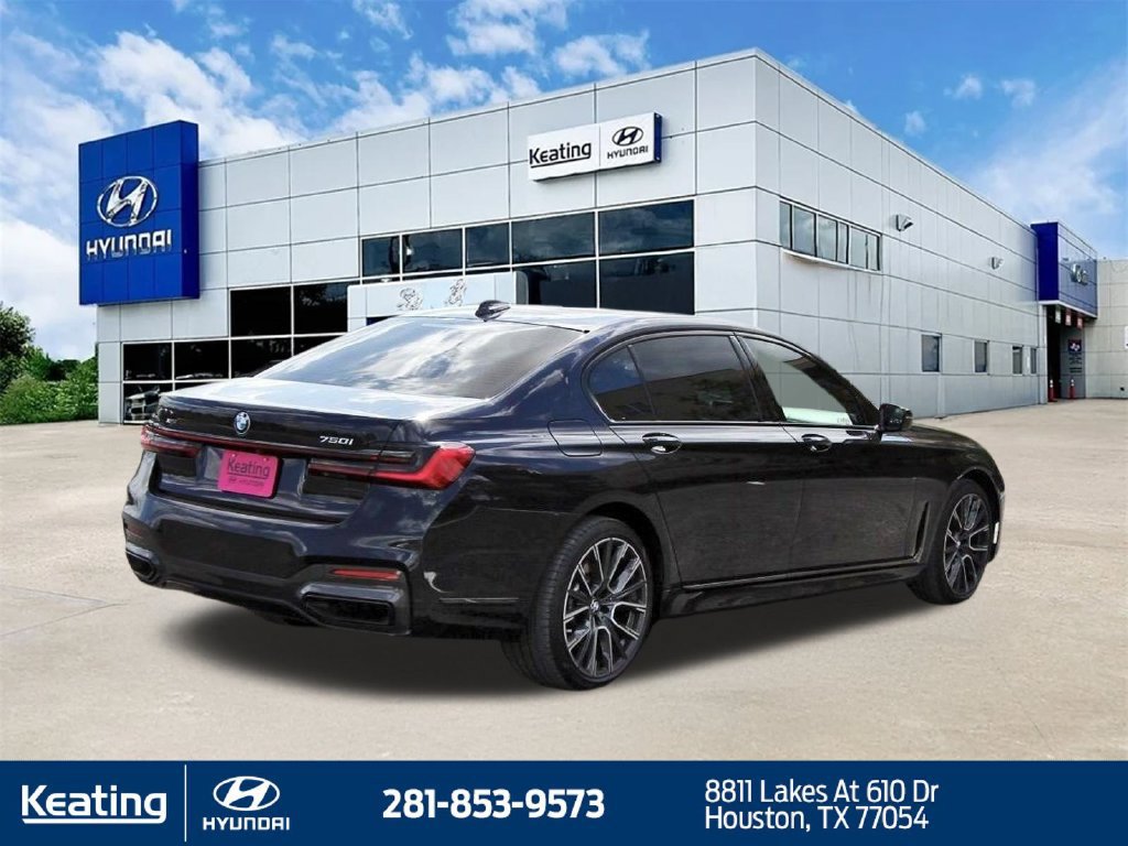 Used 2022 BMW 750i xDrive w/ Executive Package AWD/4WD image 5