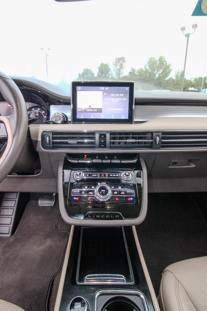 Used 2020 Lincoln Corsair AWD w/ Equipment Group 101A image 28