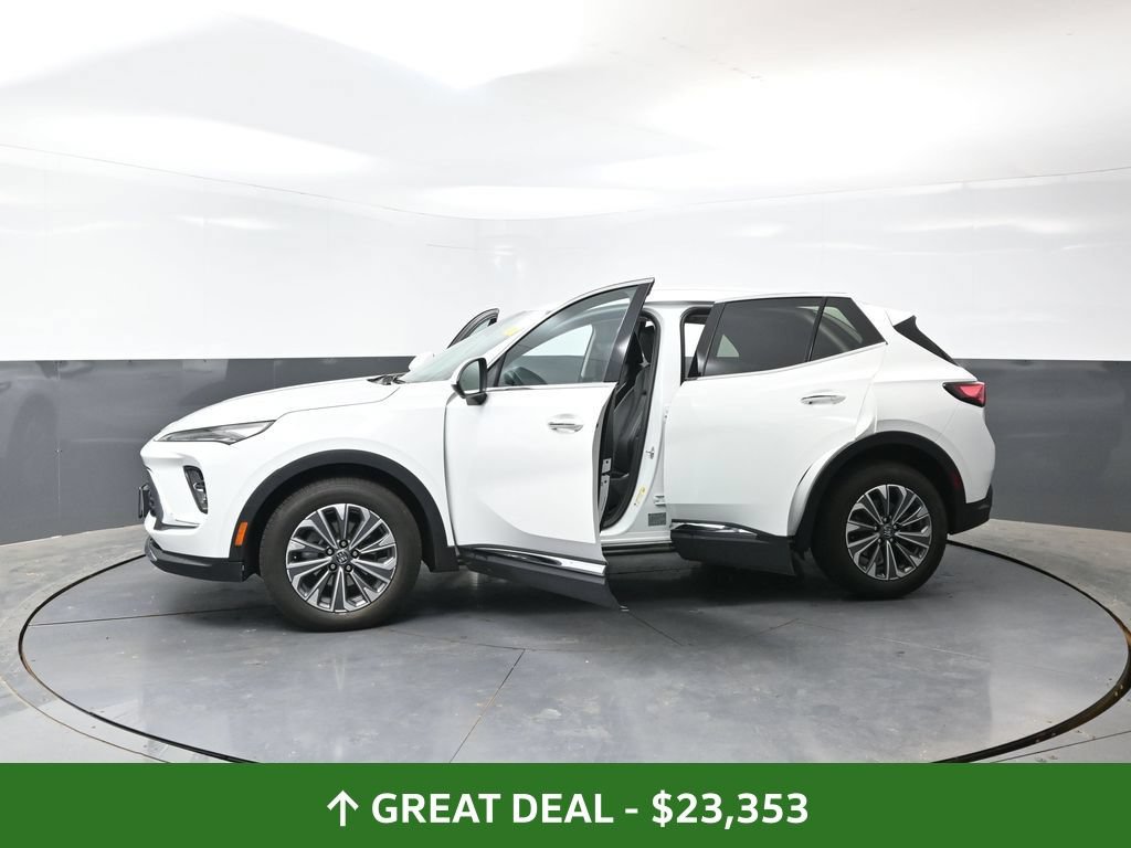 Used 2024 Buick Envision Preferred AWD/4WD image 59