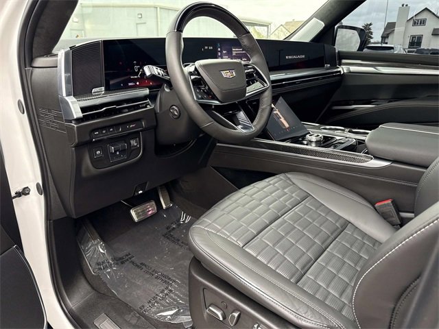 Certified 2025 Cadillac Escalade ESV V image 11