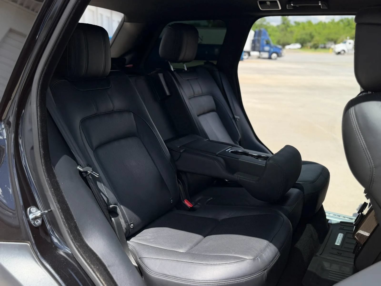 Used 2019 Land Rover Range Rover Long Wheelbase Supercharged AWD/4WD image 26