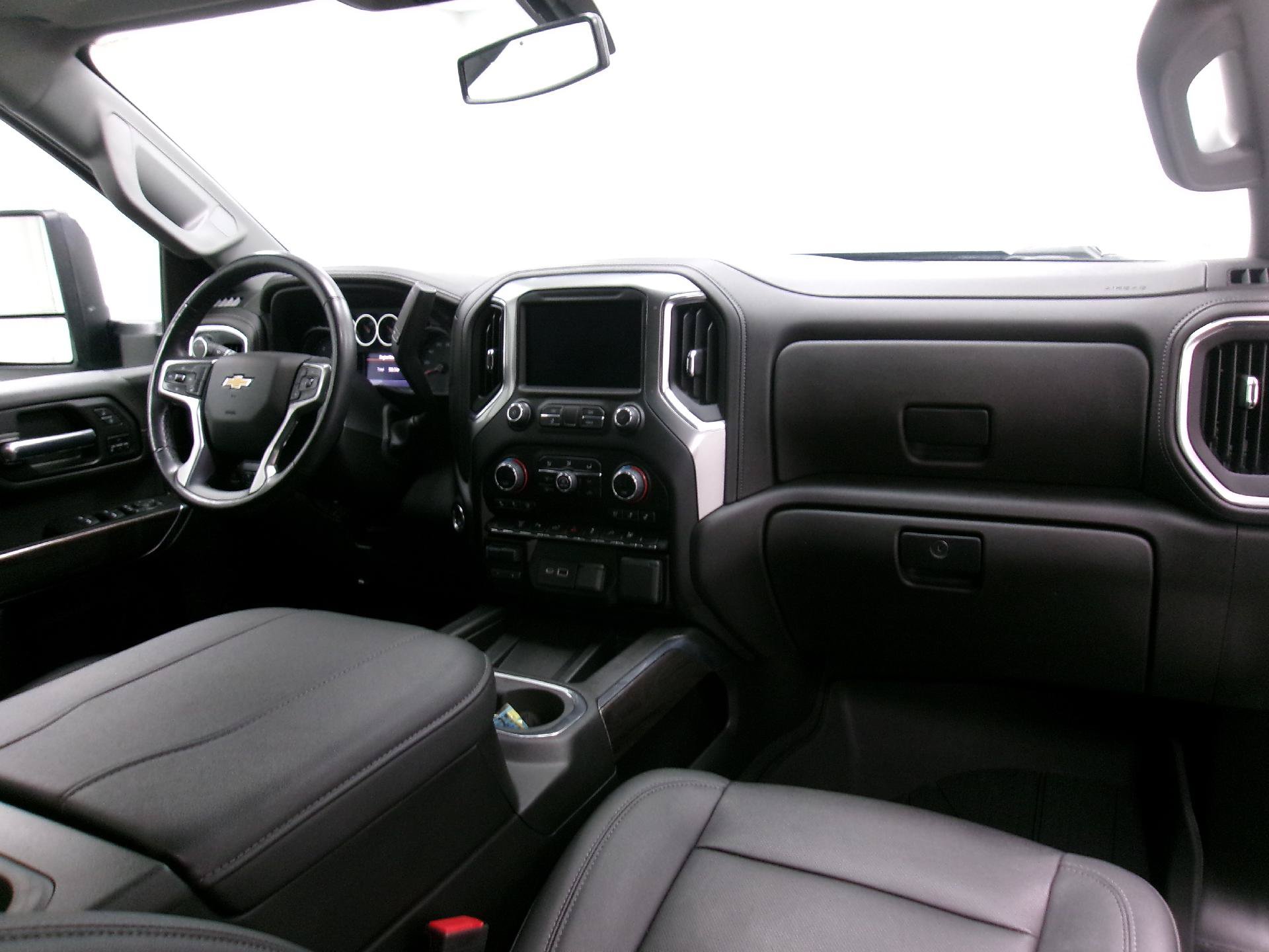 Used 2023 Chevrolet Silverado 3500 LTZ w/ LTZ Plus Package AWD/4WD image 3