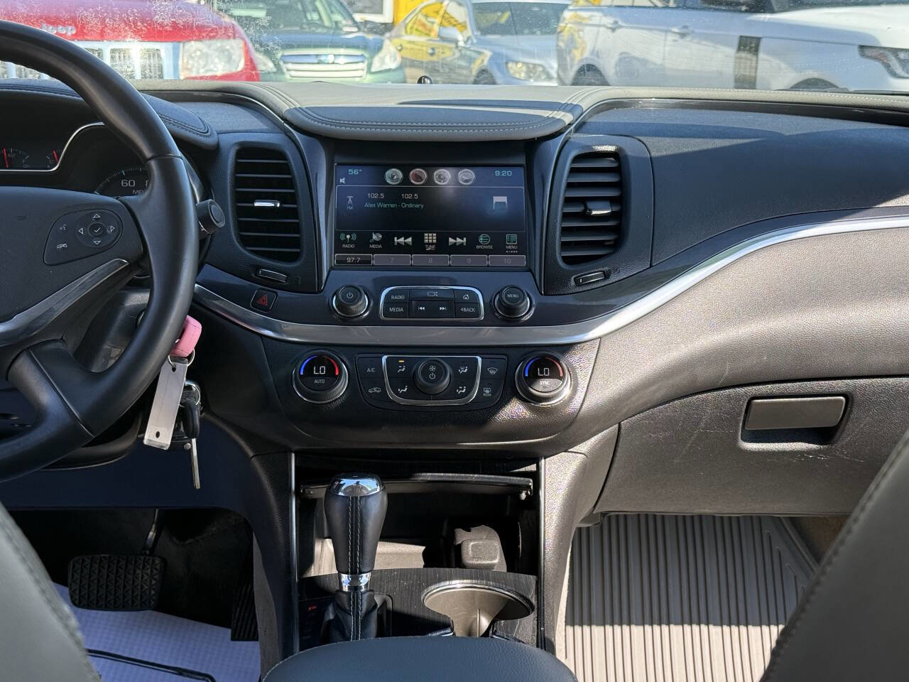 Used 2016 Chevrolet Impala LT FWD image 13