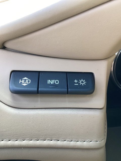 Used 2018 Cadillac Escalade Platinum image 21