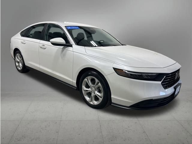 Certified 2023 Honda Accord LX image 5
