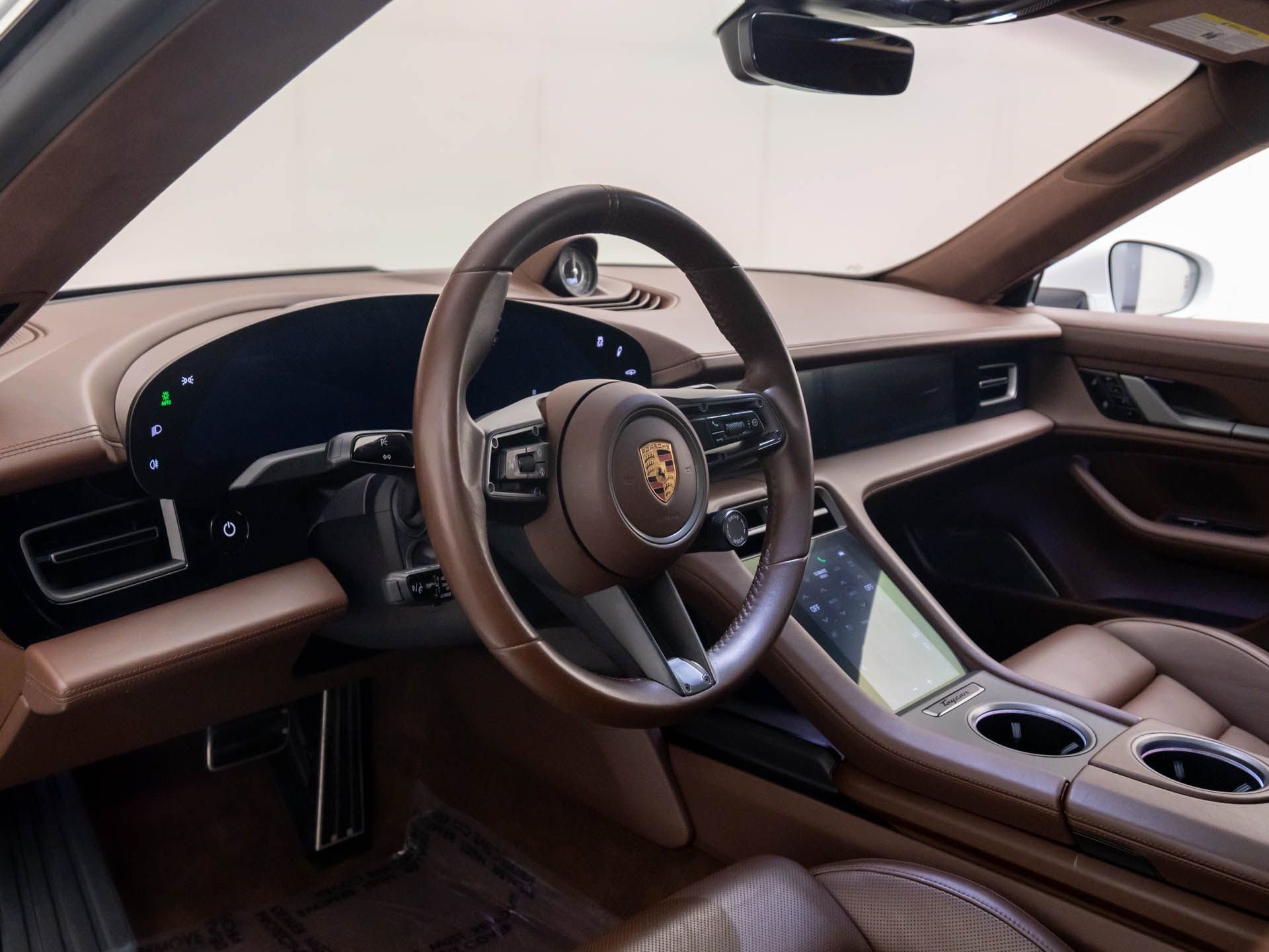 Certified 2020 Porsche Taycan Turbo image 4