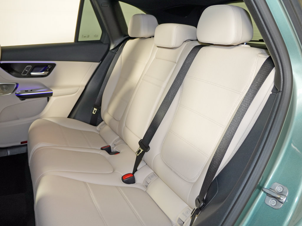 Certified 2026 Mercedes-Benz GLC 300 4MATIC image 28