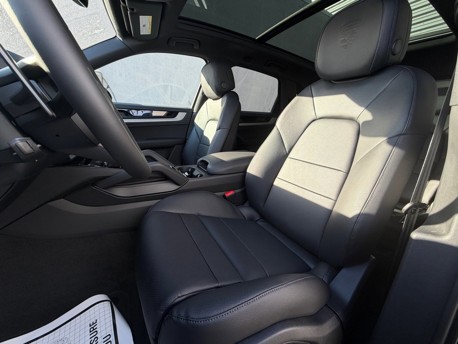 New 2026 Porsche Cayenne AWD/4WD image 9