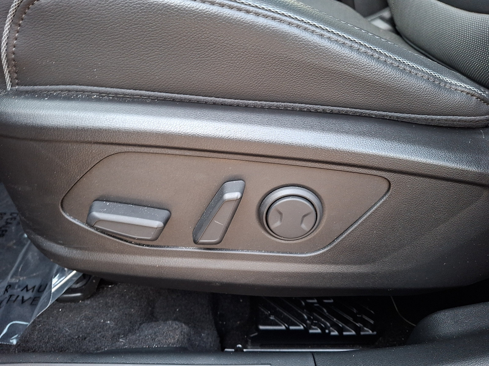 Certified 2024 Hyundai Tucson Limited AWD/4WD image 15