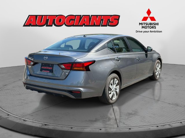 Used 2025 Nissan Altima 2.5 S FWD image 4