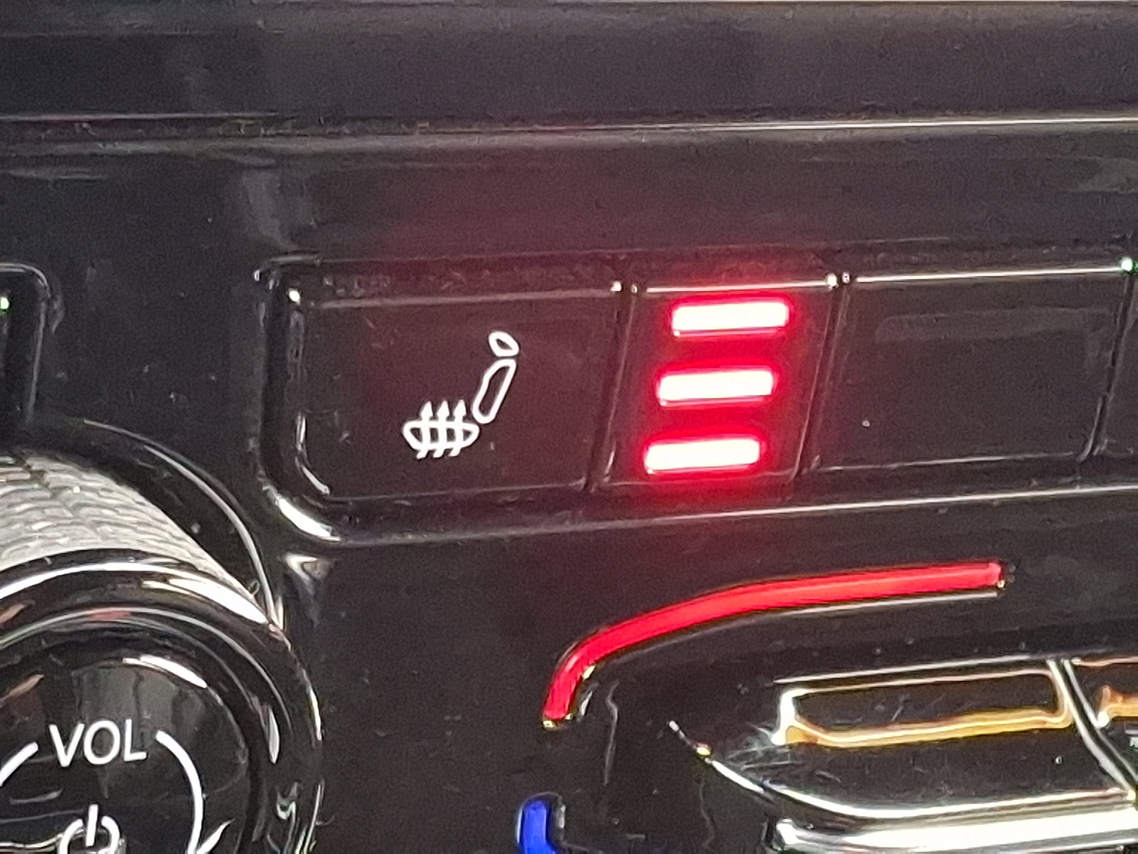 Certified 2024 Jeep Grand Cherokee L Limited image 23