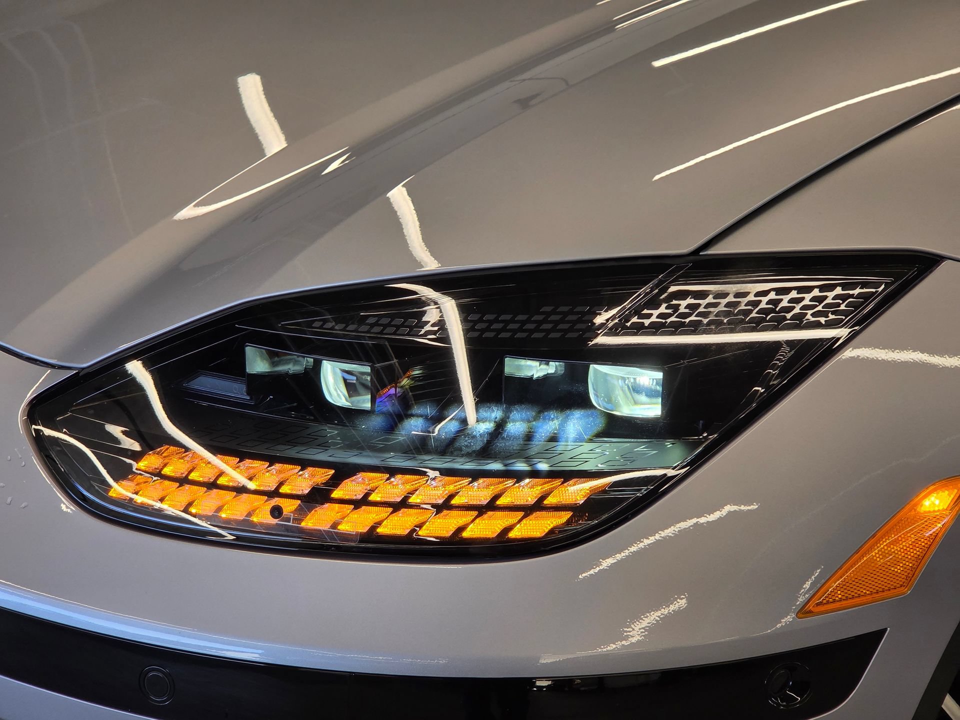 Used 2025 Hyundai Ioniq 6 Limited RWD image 26