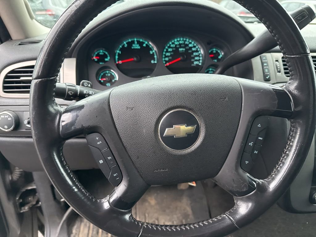 Used 2008 Chevrolet Avalanche LS image 12