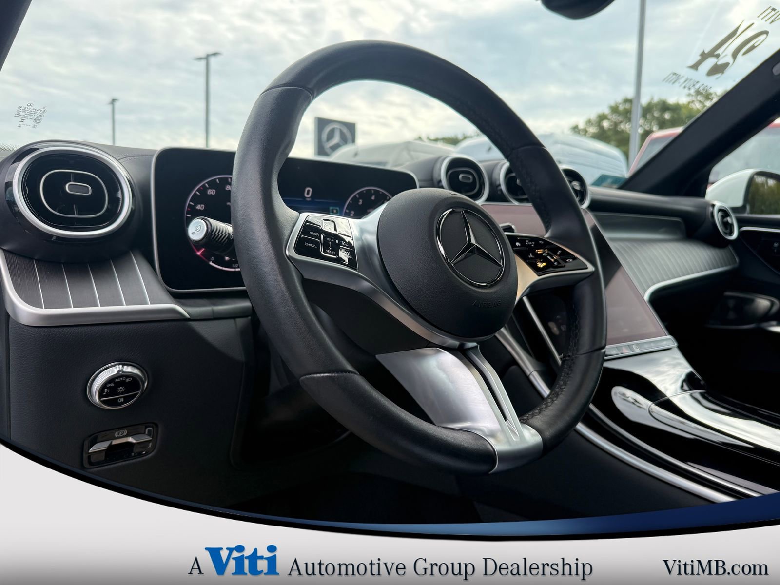 Certified 2024 Mercedes-Benz GLC 300 4MATIC image 17