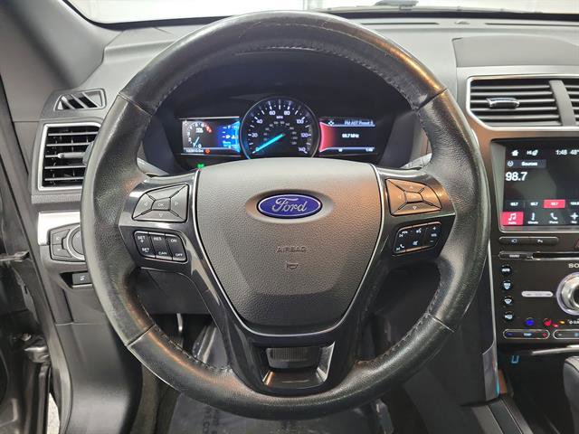Used 2017 Ford Explorer Limited image 23