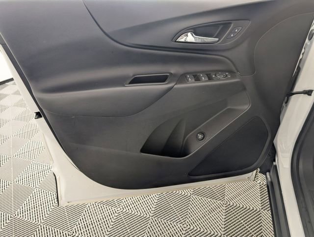Certified 2023 Chevrolet Equinox LT w/ Driver Convenience Package image 10