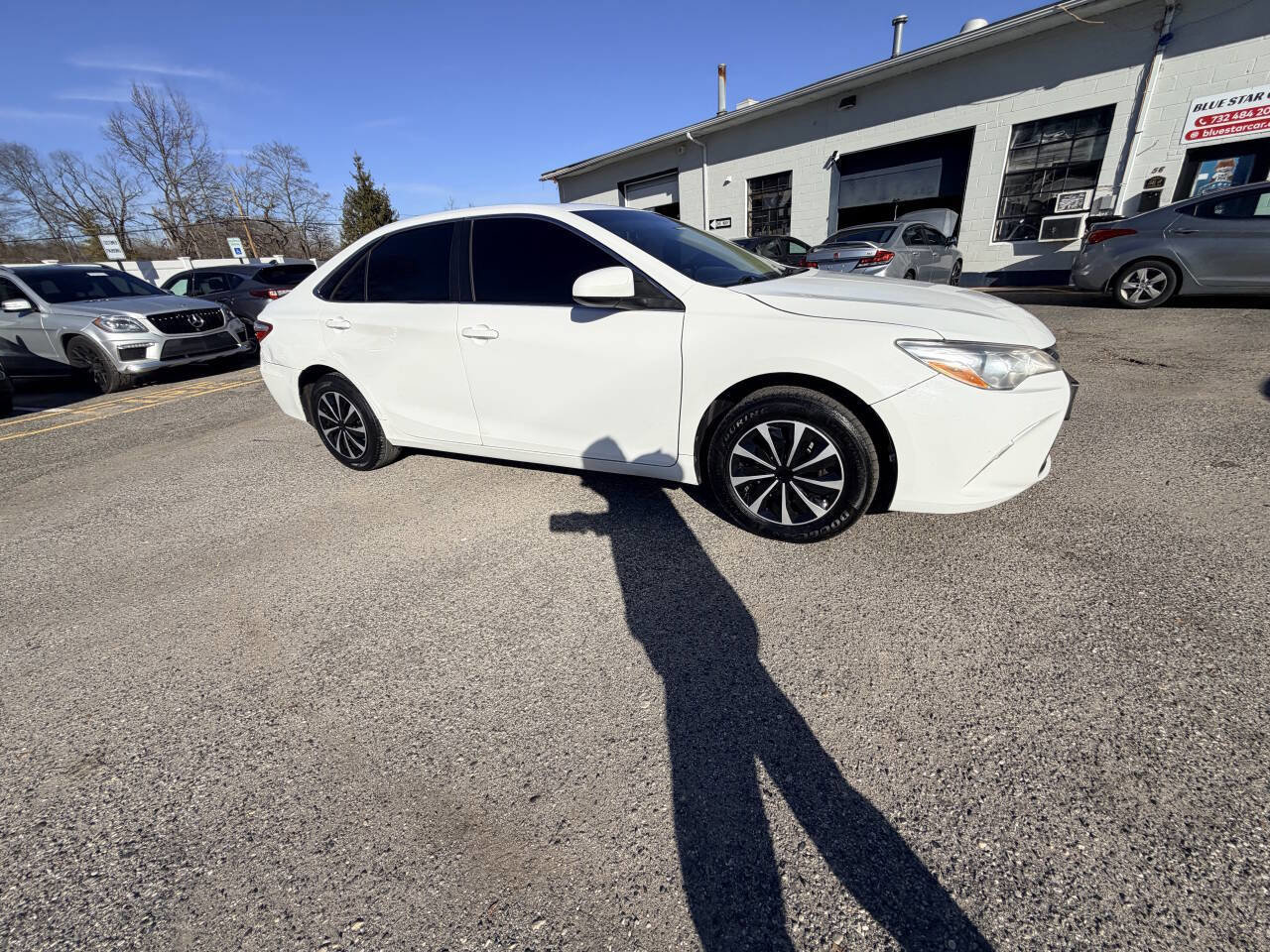 Used 2017 Toyota Camry LE image 7