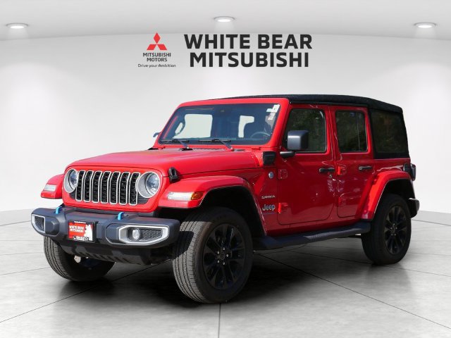 Used 2024 Jeep Wrangler Unlimited Sahara w/ Safety Group AWD/4WD image 2
