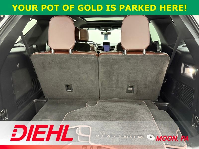 Used 2022 Ford Explorer Platinum w/ Equipment Group 601A image 10