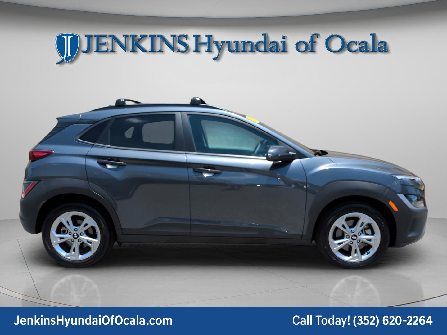 Used 2022 Hyundai Kona SEL image 2