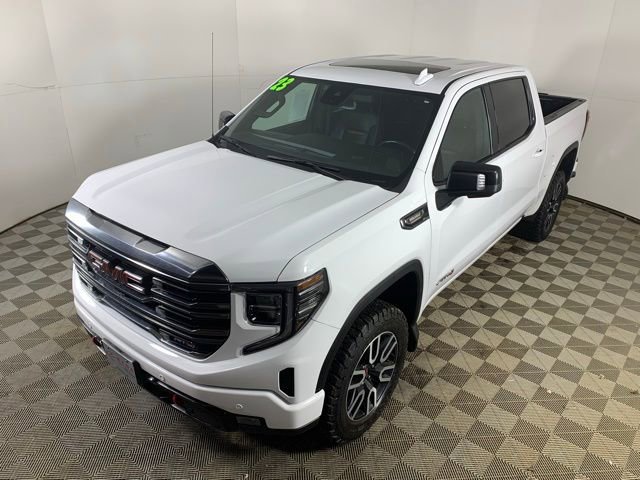 Used 2023 GMC Sierra 1500 AT4 w/ AT4 Preferred Package image 9